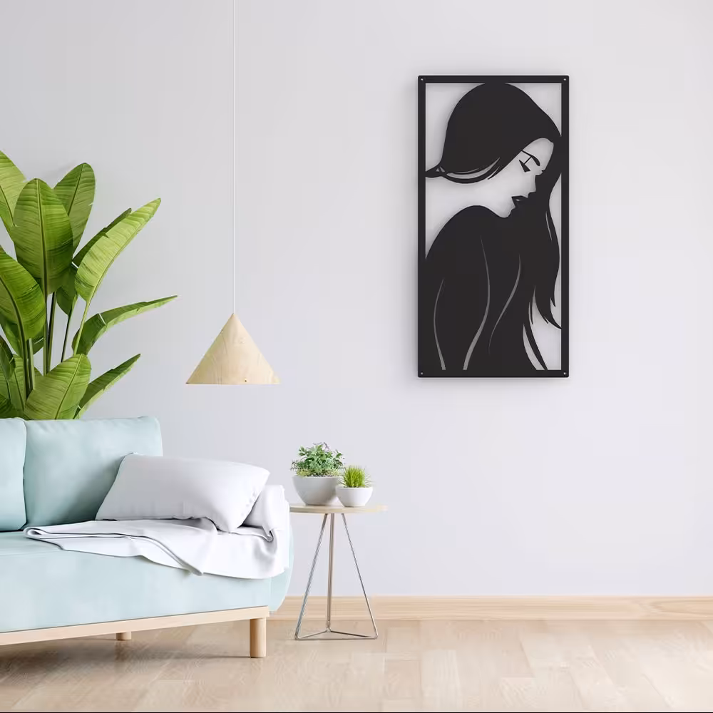 تابلو دکوراتیو فلزی چهره نیم رخ زن با موی بلند ابعاد 50 در 100 رنگ مشکی