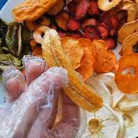موز خشک یلدا