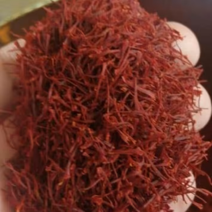 زعفران سرگل ممتاز قائنات ( نیم مثقال )