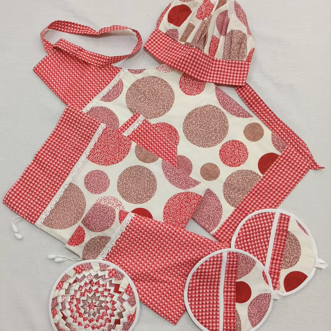 سرویس 13 پارچه پارچه ای آشپزخانه عروس صورتی 