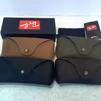 جلد ریبن تچ با پک و دستمال عینک