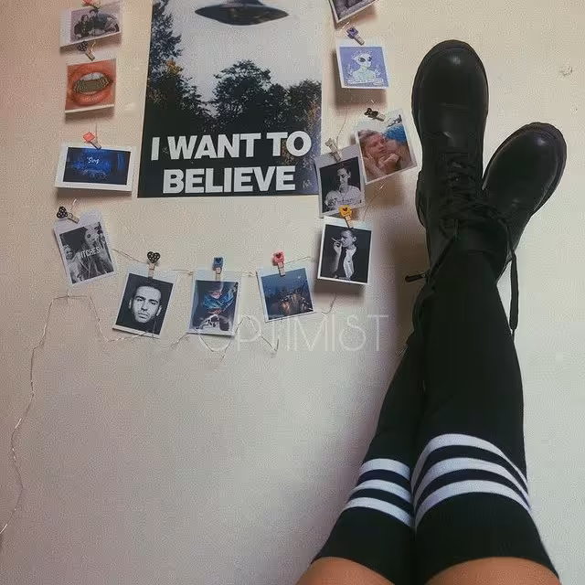 جوراب بالای زانو مشکی سه خط