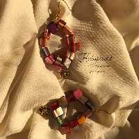 گوشواره دستساز Hulupuart طرح pink flowers