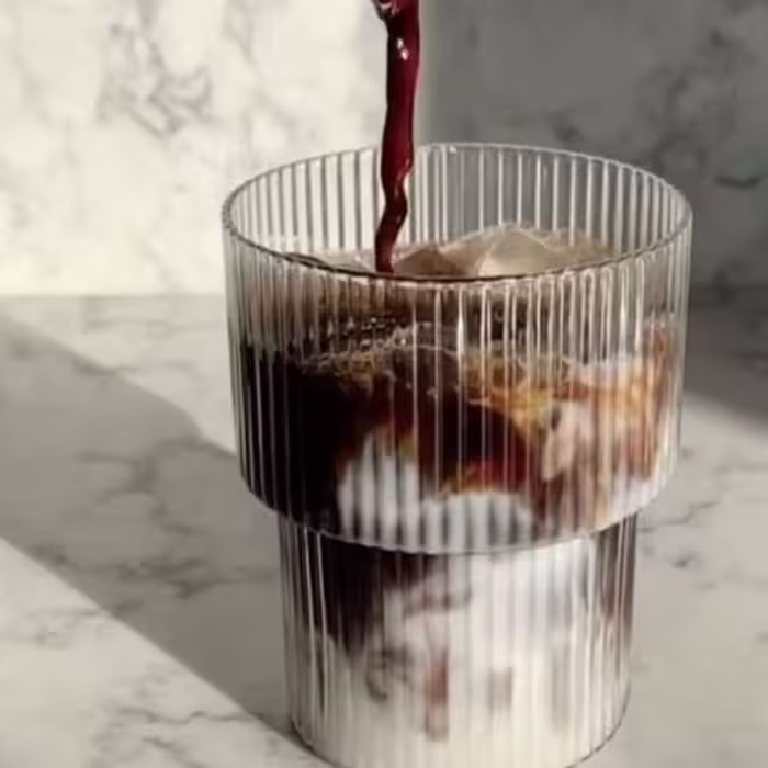 لیوان شش عددی 