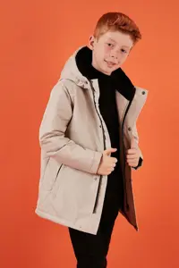 کاپشن خاکستری پسرانه و بچگانه مانتو پفی کلاهدار با جیب زیپ دار 6492325 Lela