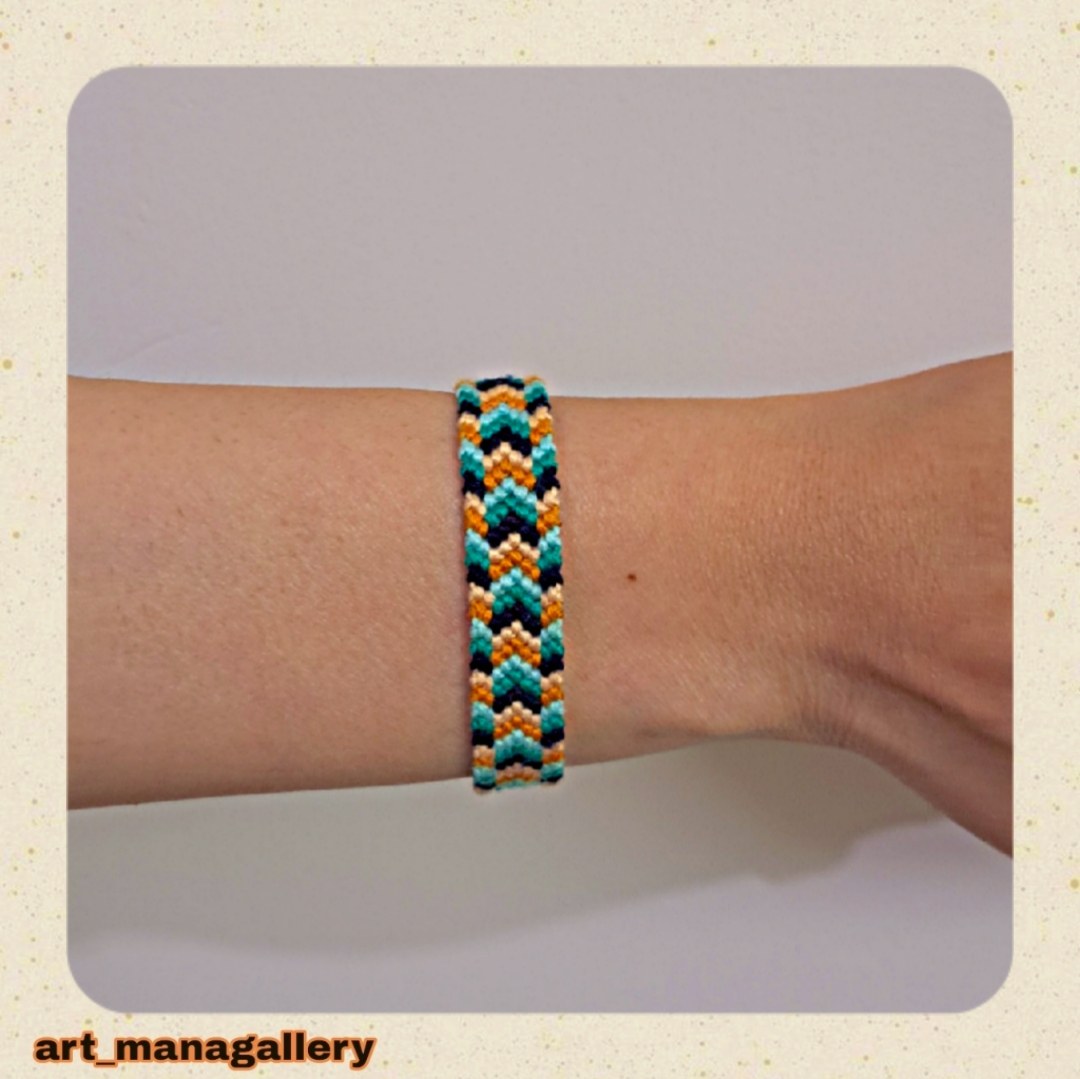 دستبند دوستی طرح هفت هشتی رنگی 