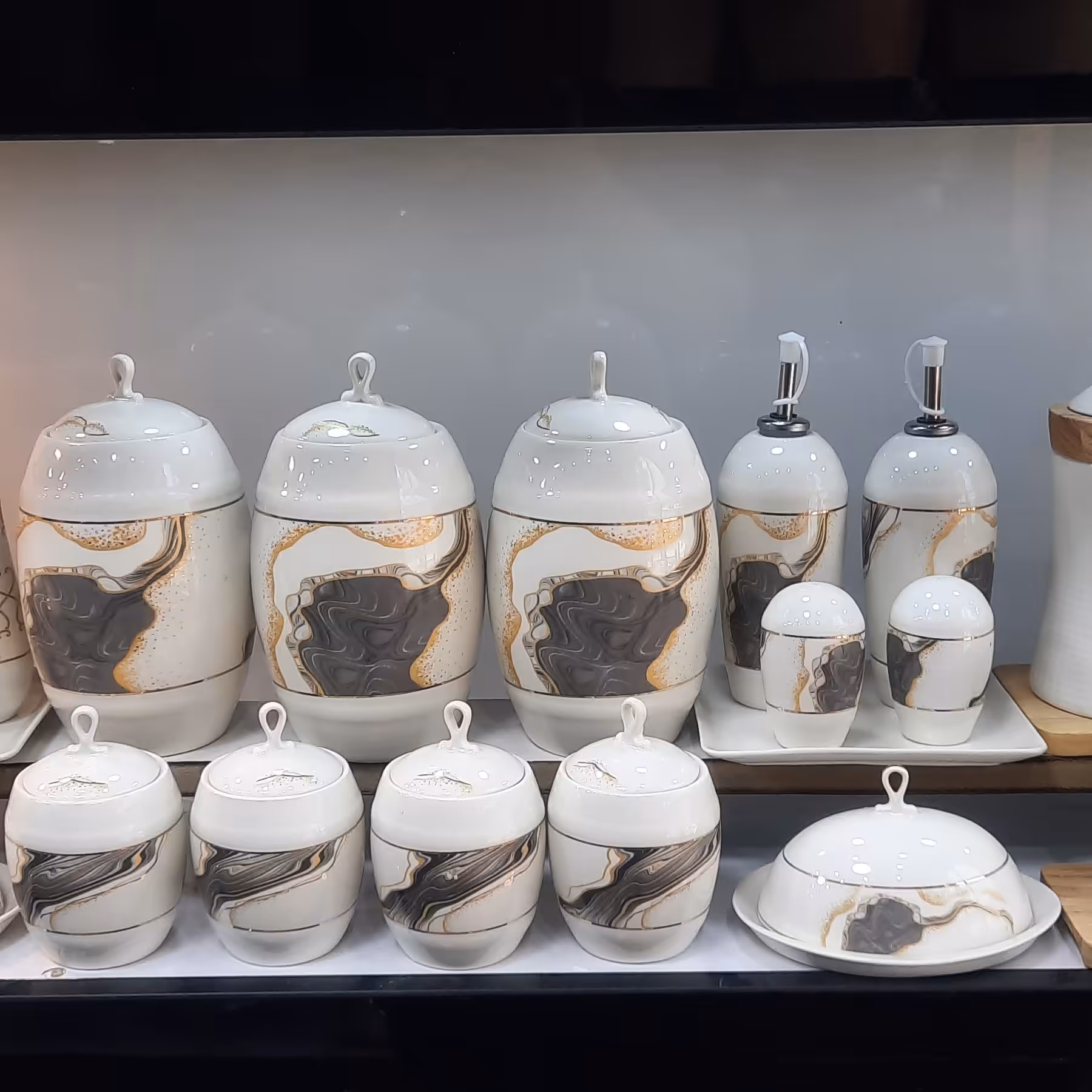 پاسماوری و ادویه کوبیسم طرح سنگ