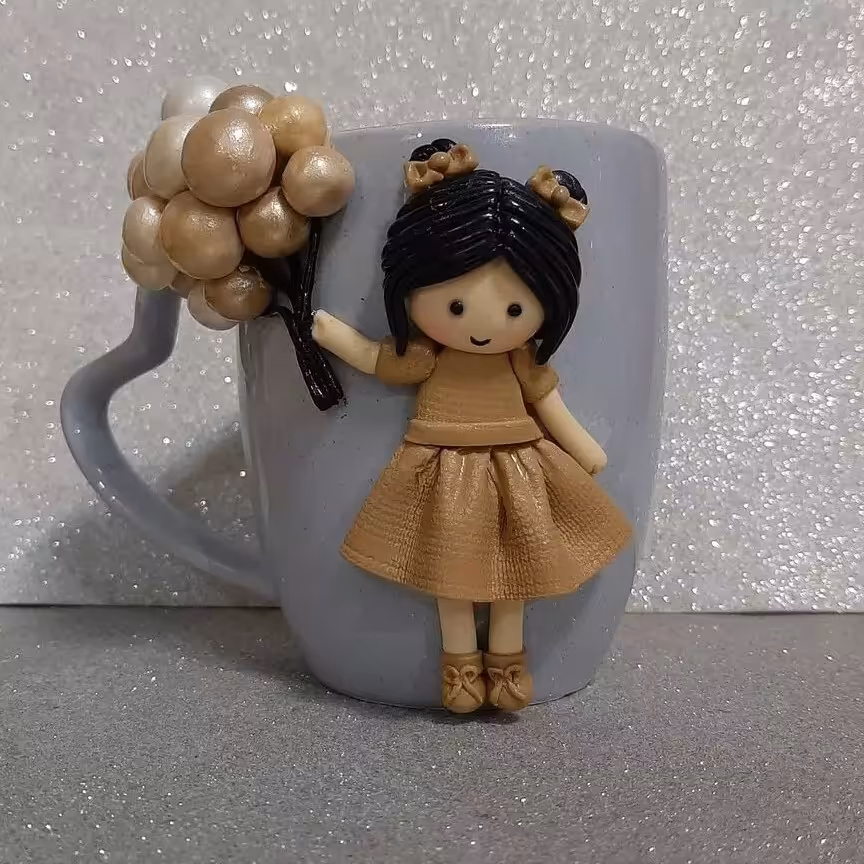 ماگ دختر با دکنکی