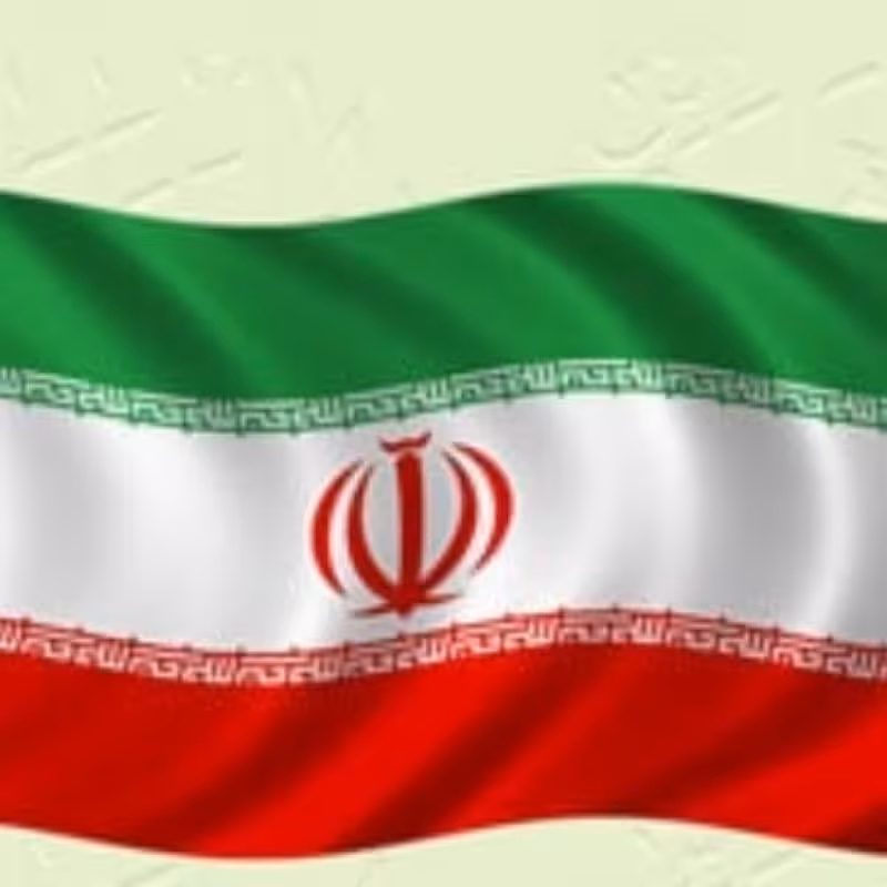 پرچم سردری طرح ایران بافت آزادی اندازه 120 در 70 چوب خور مناسب دهه فجر مناسب درب منازل و نصب در مکان های عمومی 