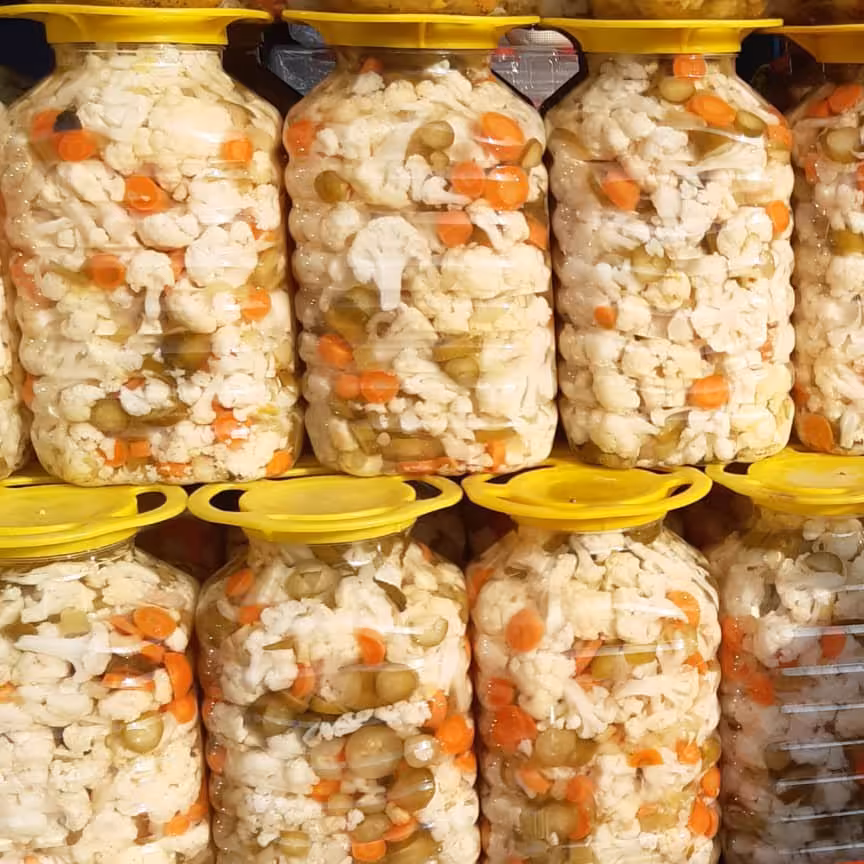 شور گل کلم در ظرف پت ده کیلویی بسیار خوشمزه و بهداشتی