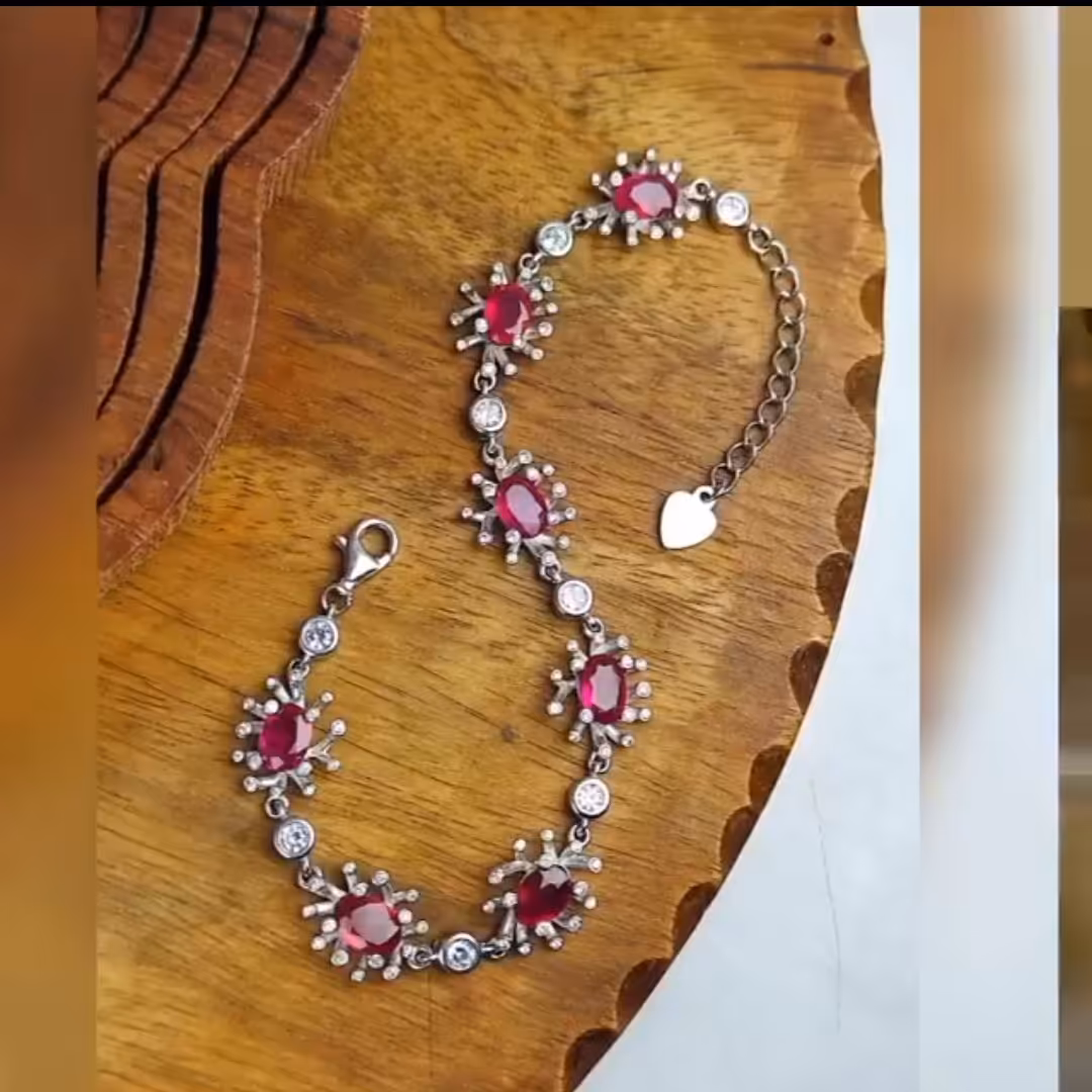 دستبندنقره فوق العاده شیک وجواهری 7نگینه یاقوت قرمز اصلی
