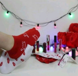 جوراب تابه تا طرح لاو و لب