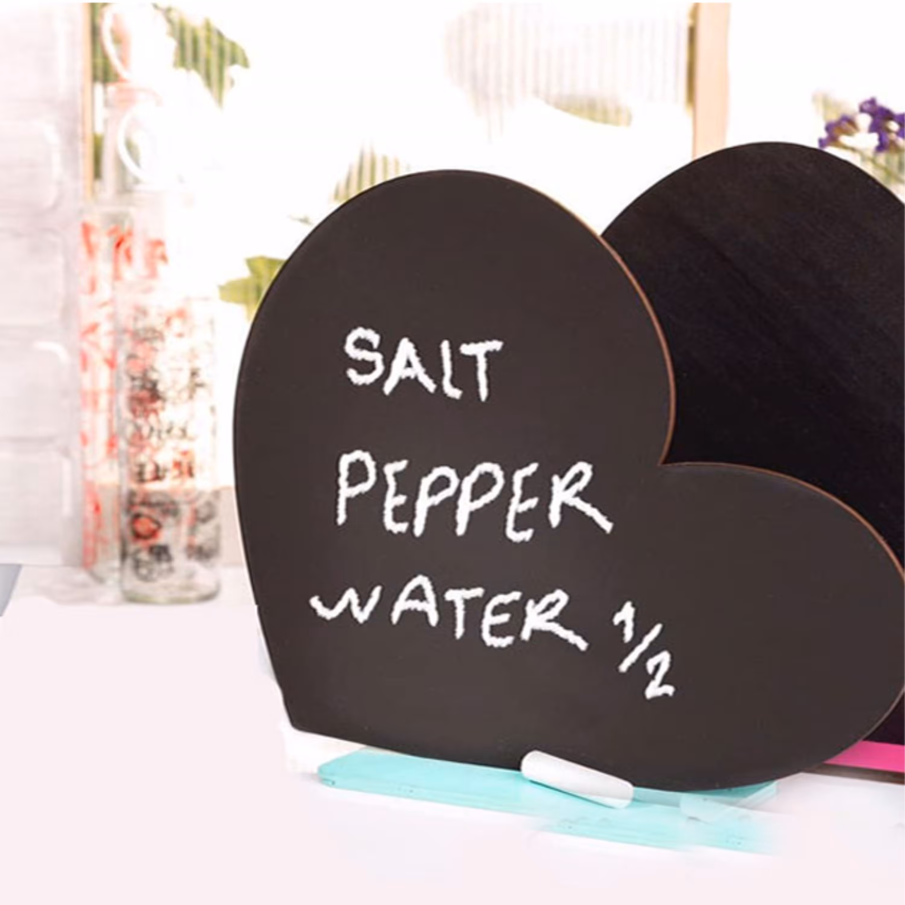 تخته سیاه قلب با گچ و استند ابعاد 25 در 25