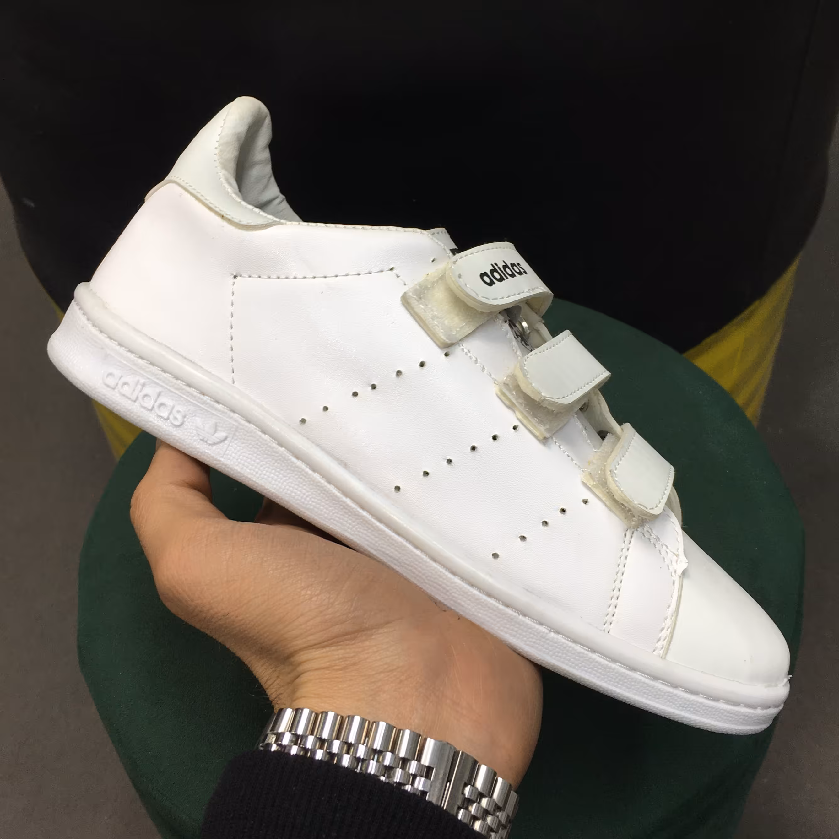 کتونی آدیداس سه چسب (سایز 36 و 37)