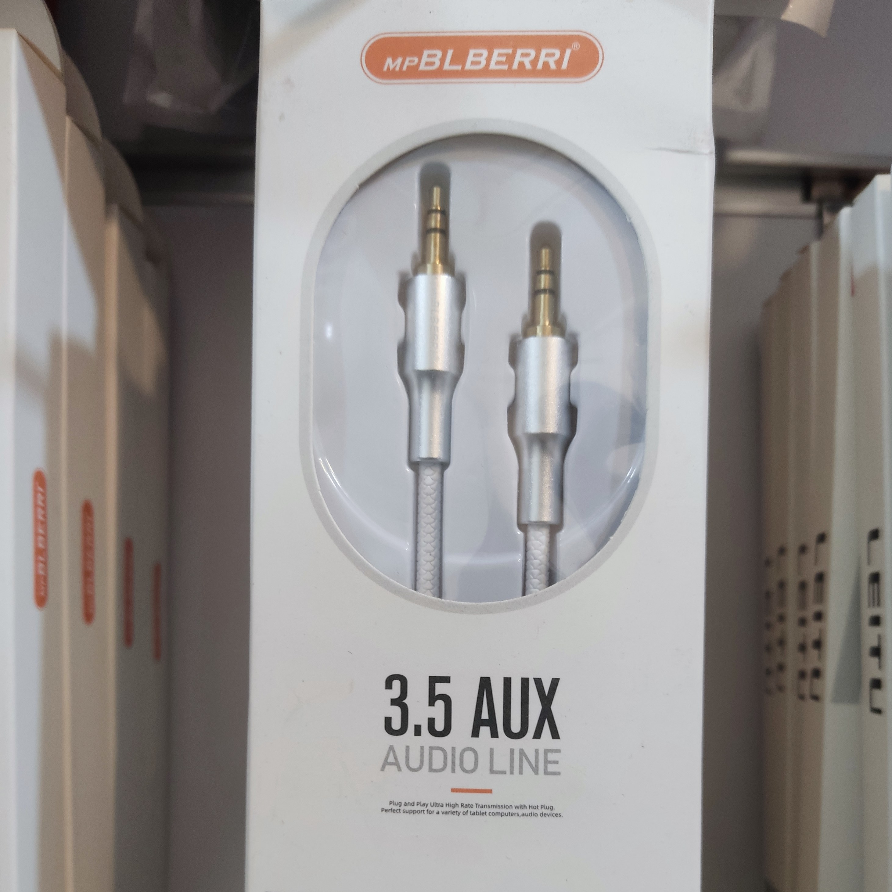 کابل Aux
