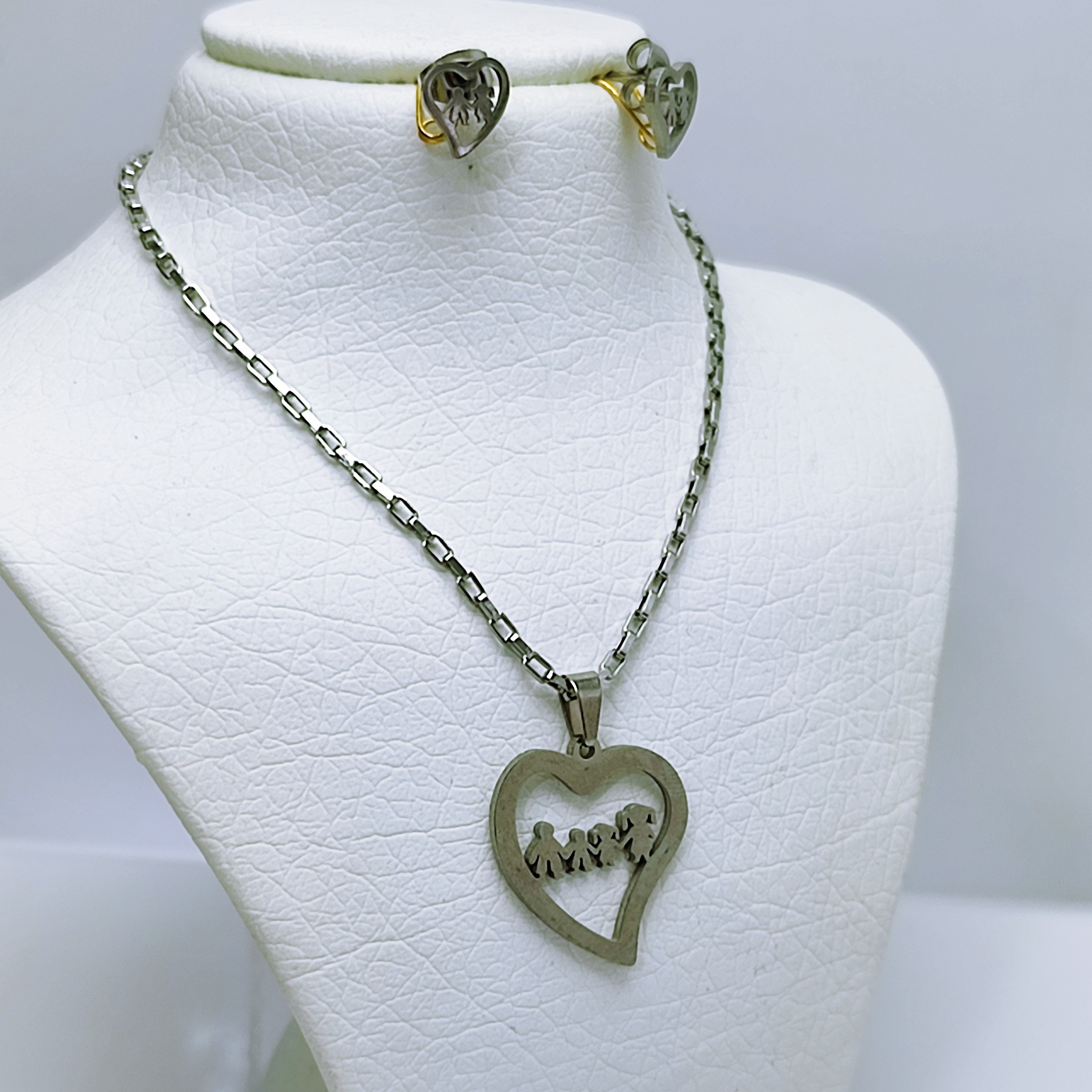 گردنبندست استیل  