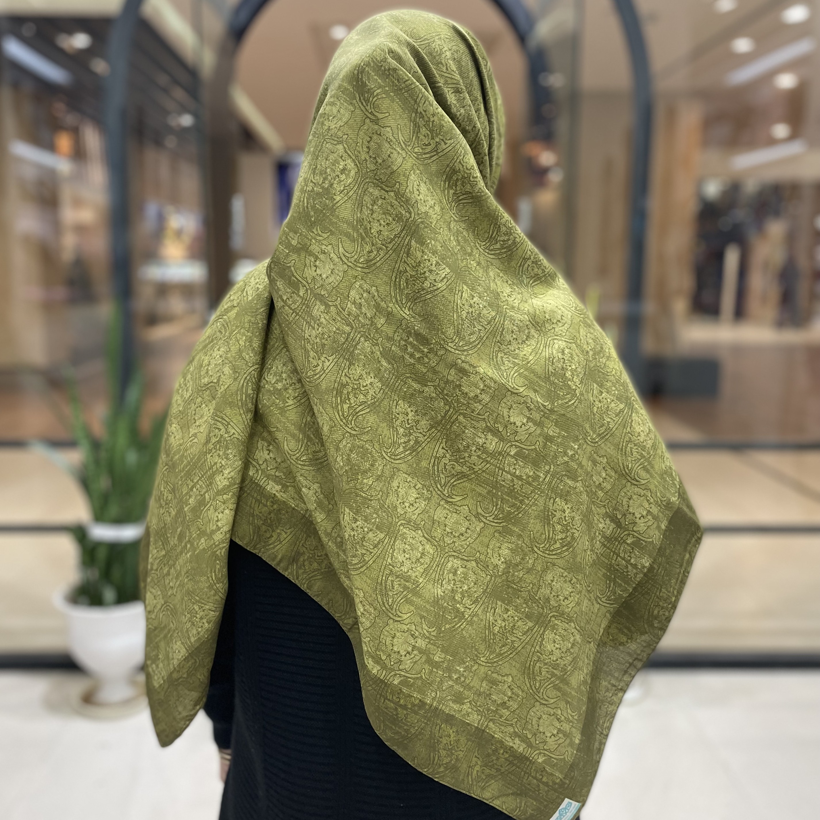 روسری نخی درجه یک مناسب چهار فصل سایز 140 در 140
