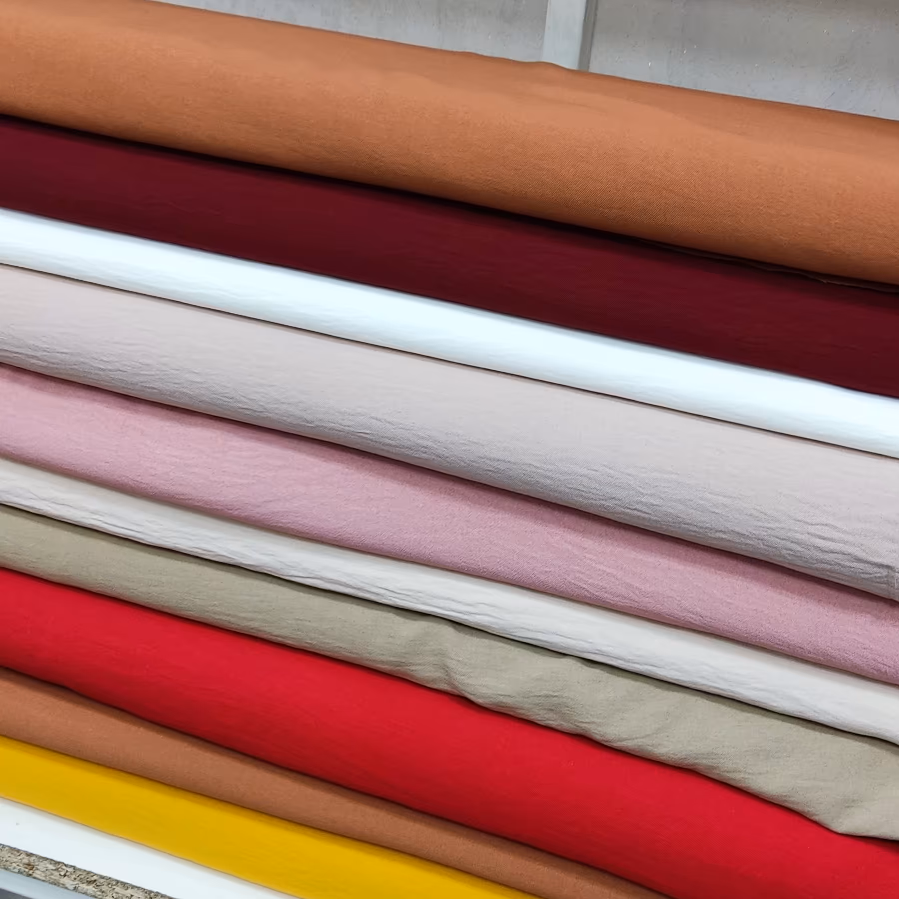 پارچه ابرو بادی