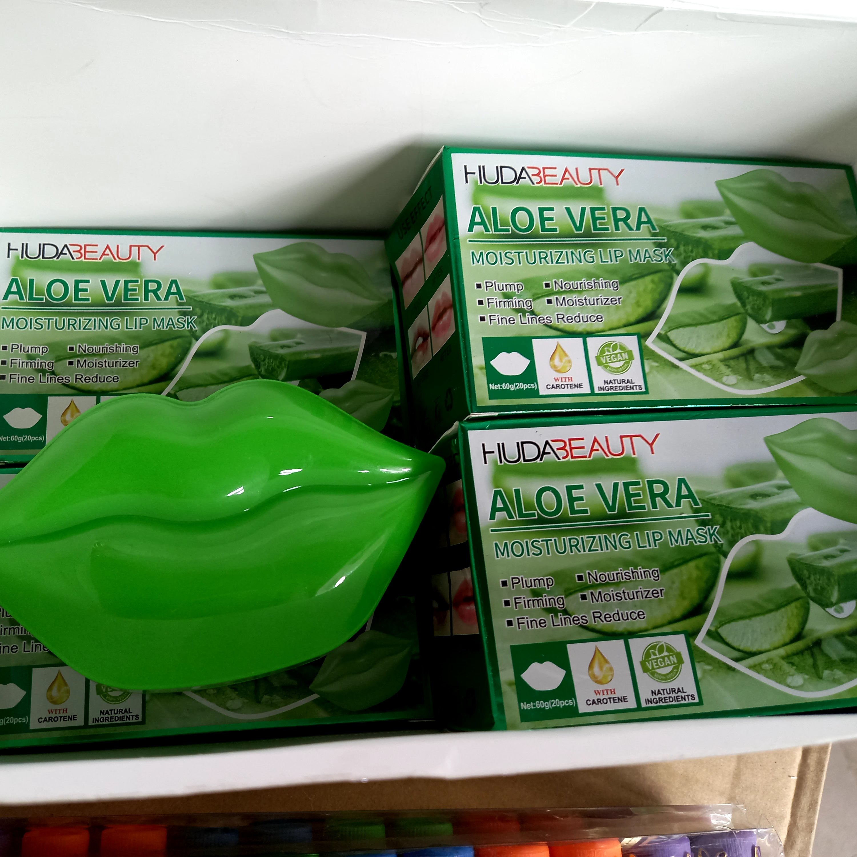 ماسک لب هدی بیوتی