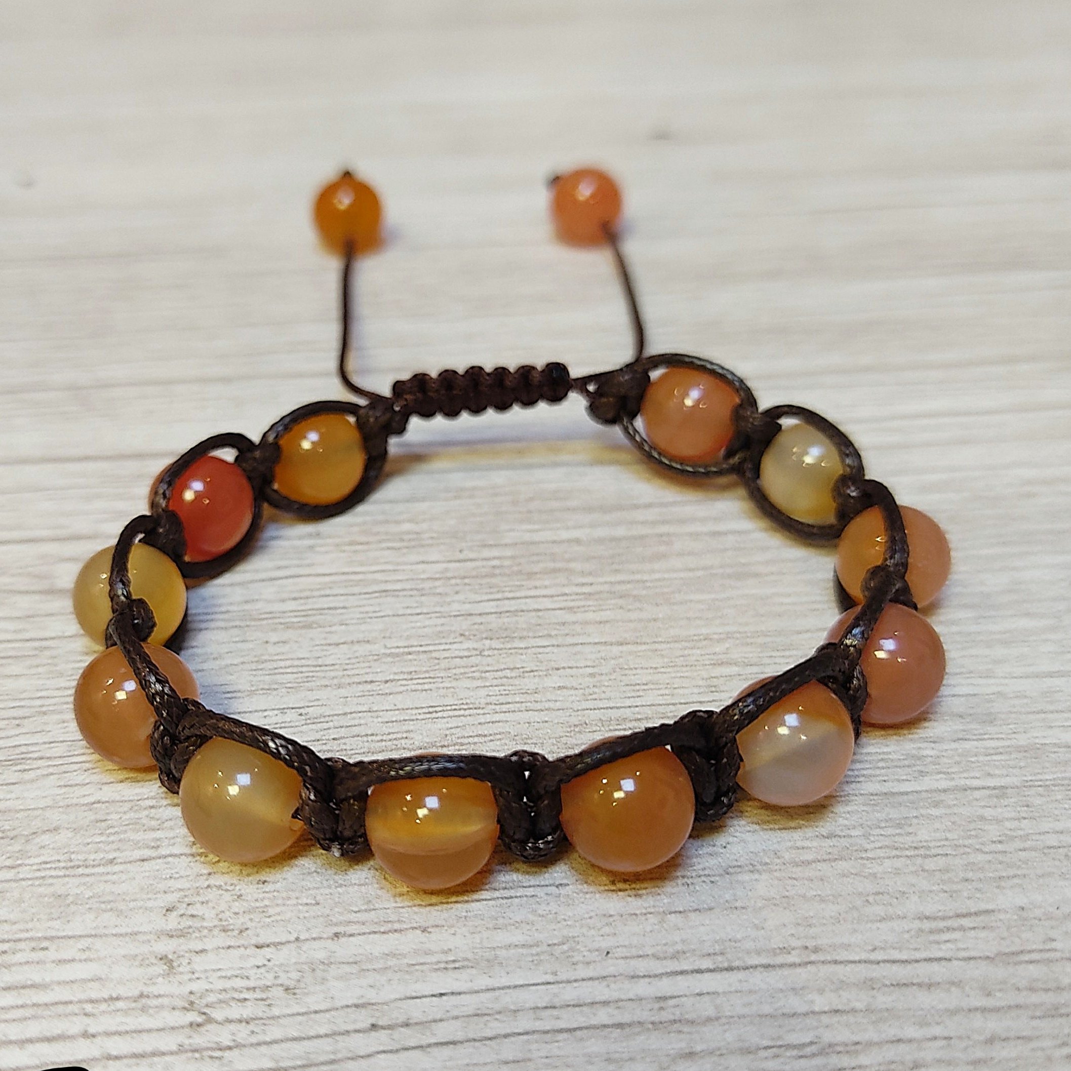 دستبند سنگ عقیق(سایز8براق)