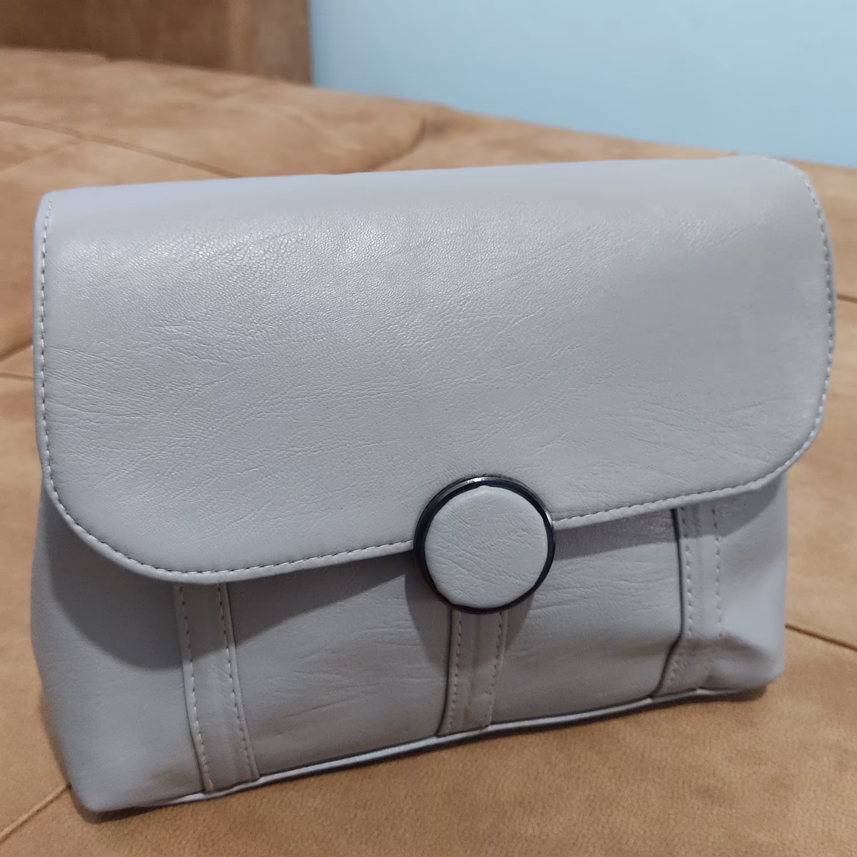 کیف پاسپورتی چرم مصنوعی بسیار زیبا