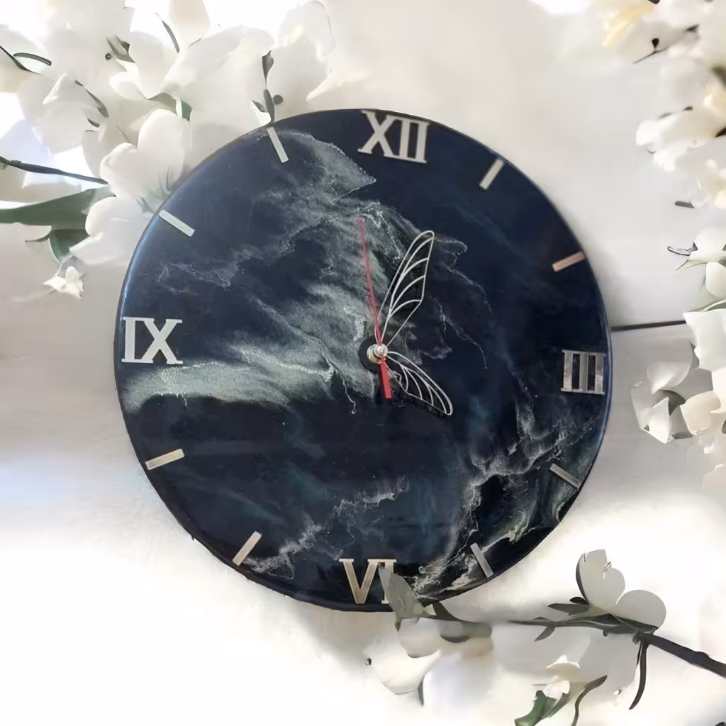 ساعت دیواری