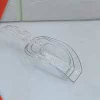 سرتاس قاشق  و پیمانه ادویه  و حبوبات پلاستیکی قاشق کوچک  در دو رنگ شفاف  و آبی