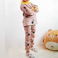 ست بلوز و شلوار اسپرت  
دخترانه وپسرانه 
طرح پاندا 