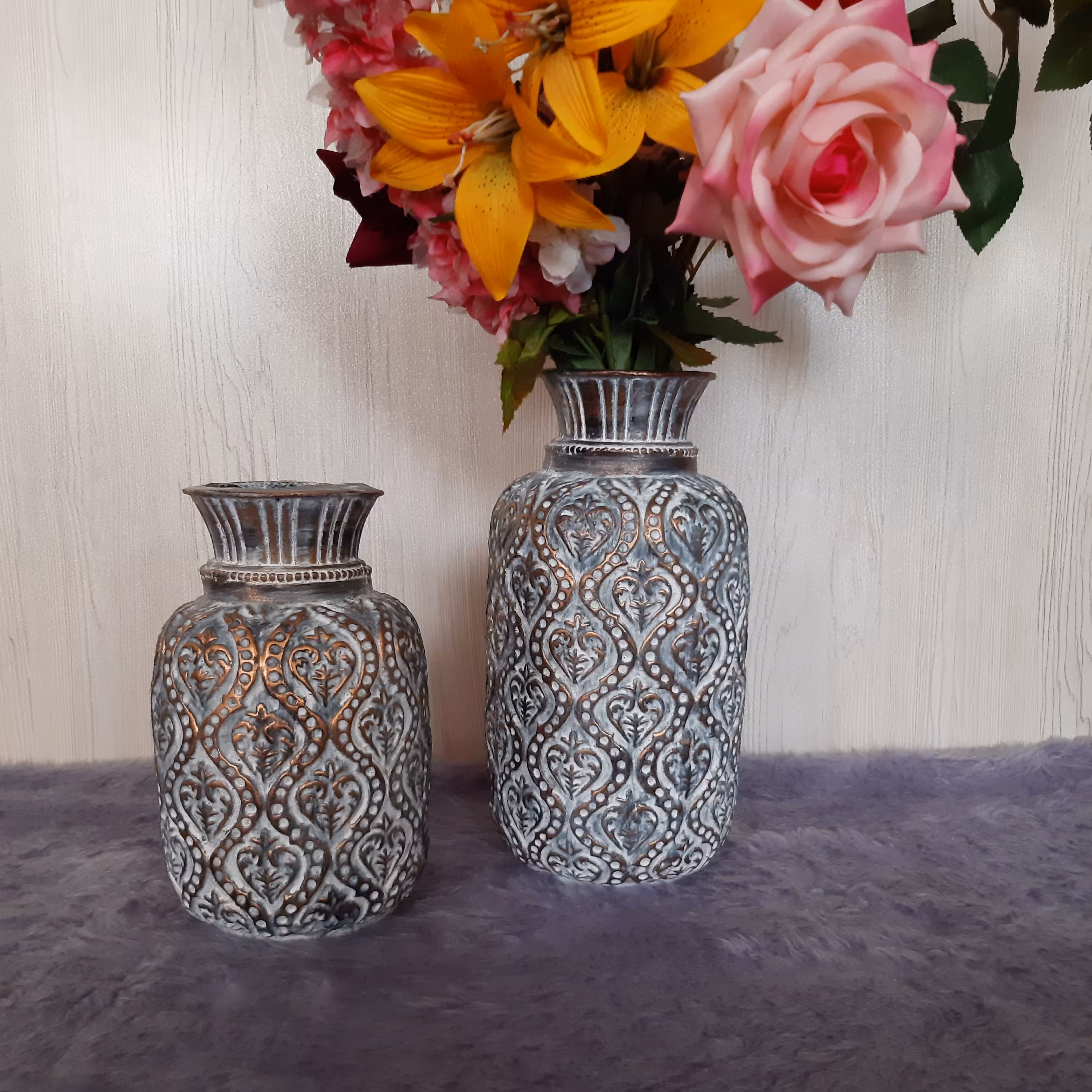 گلدان مدرن  ،کاری شیک به عنوان دکوری و گلدان ،جنس پلی استر