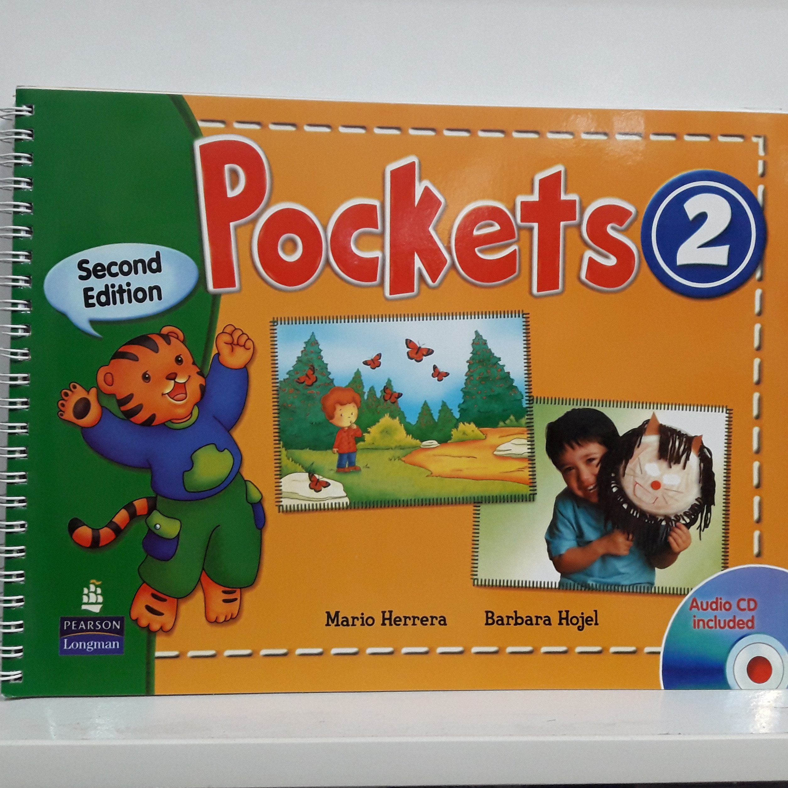 کتاب زبان پاکتس Pockets 2 به همراه کتاب کار برای سنین خردسال
