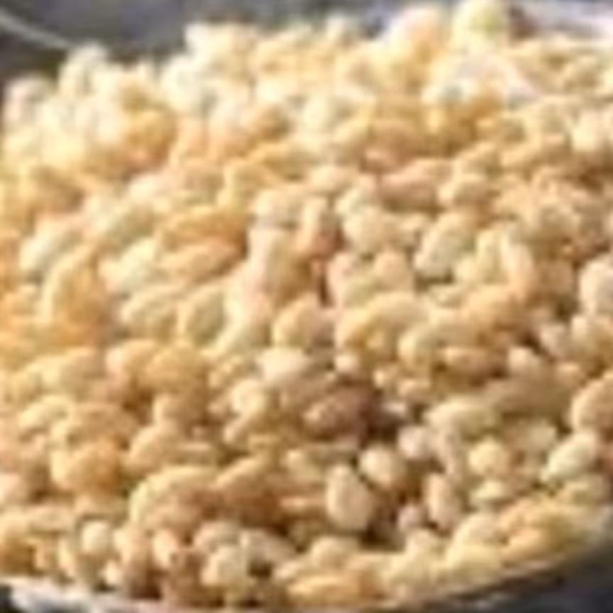 کنجد سفید درشت وتمیز با کیفیت عالی وقیمت مناسب هرمقداری که بخواهید تقدیم میکنم 