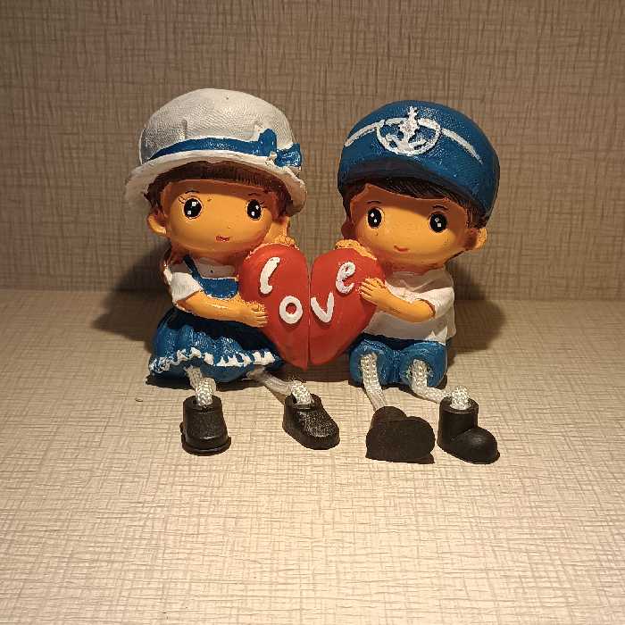 مجسمه کادویی تزیینی لاو 