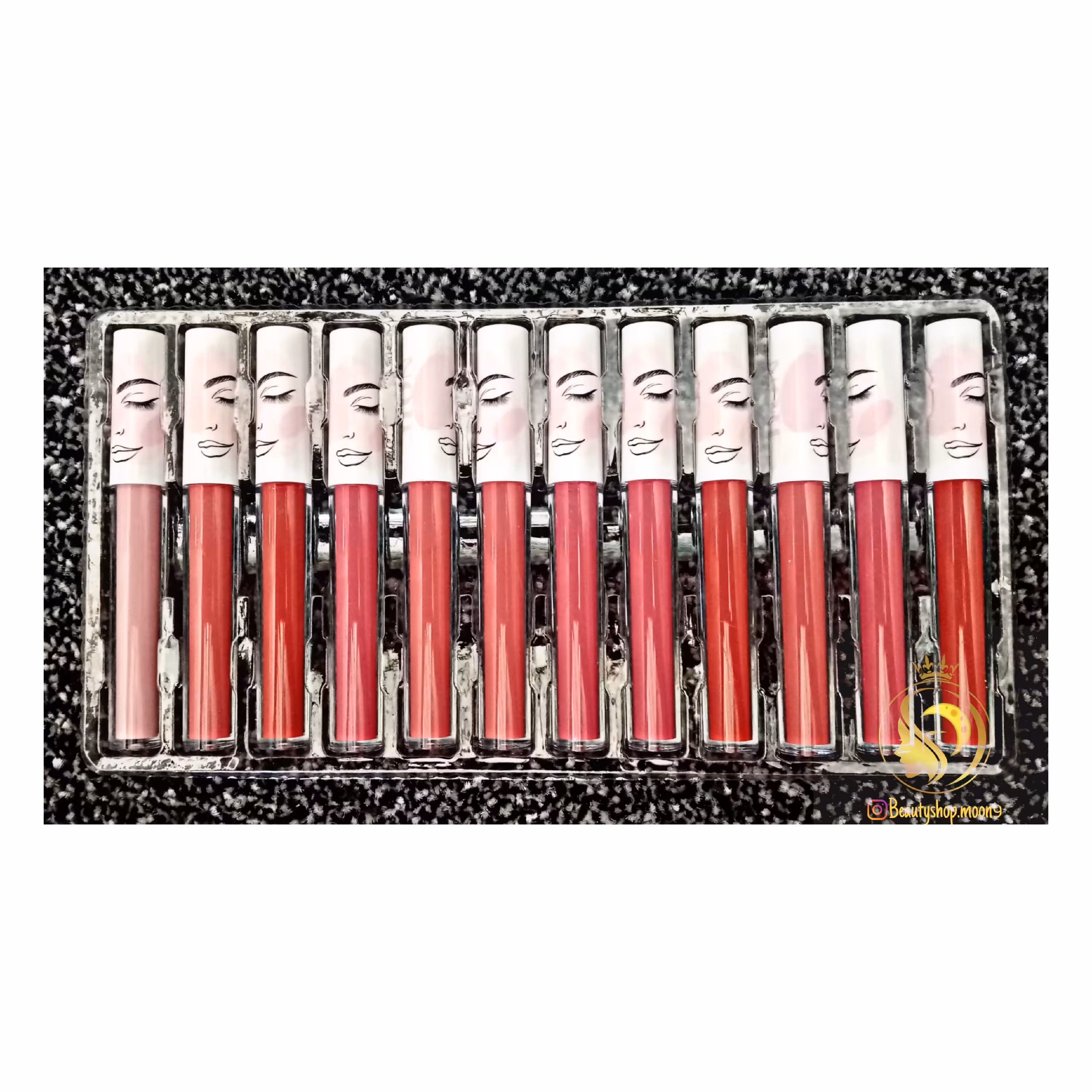 رژ لب مایع خیلی زود خشک میشه و سبکه و پوسته نمیشه رولب خیلی عالیه