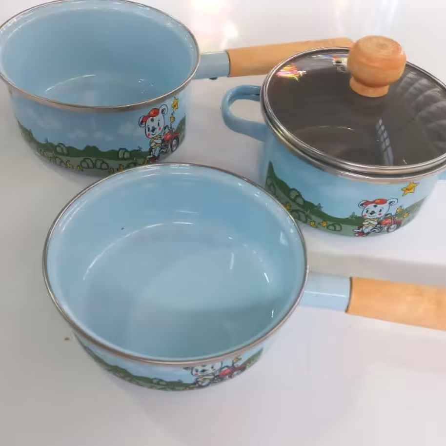 قابلمه لعابی کودک دسته چوبی 