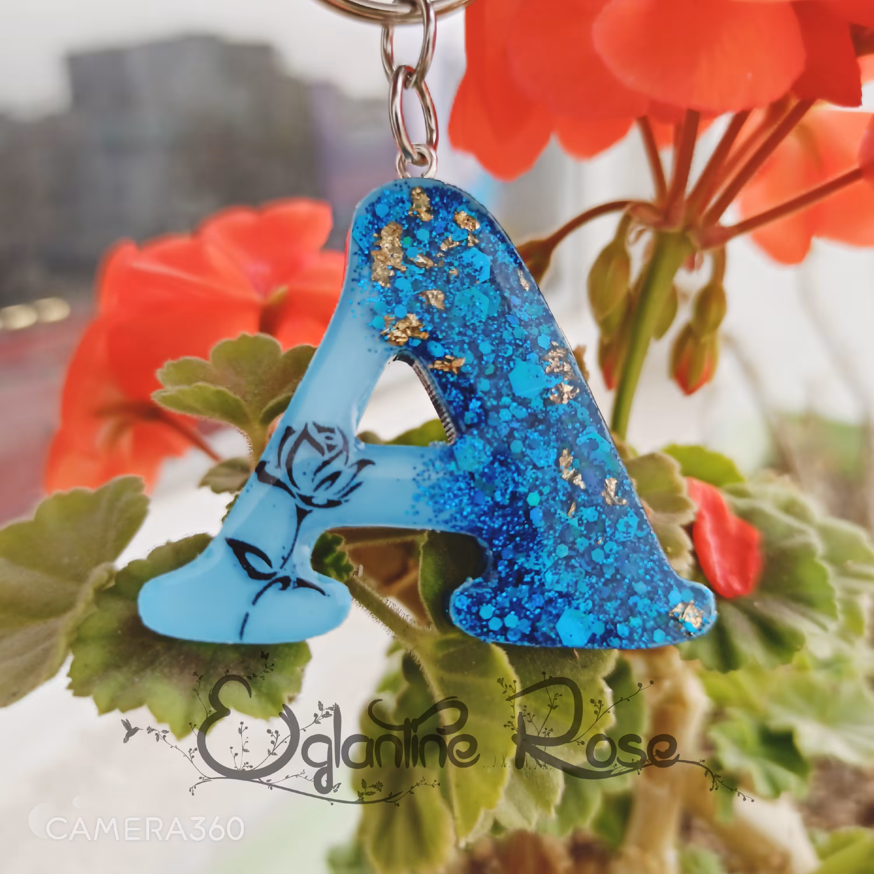 جاسوئیچی فانتزی، همراه با عکس و متن دلخواه... قابل سفارش در طرح و رنگ دلخواه، لطفا قبل از ثبت سفارش پیام دهید. 