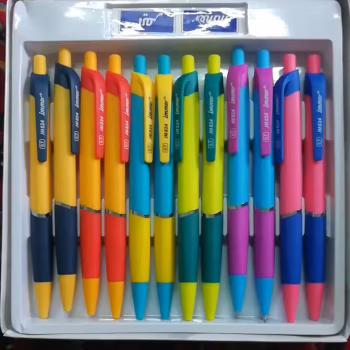 اتود 0.7 پارسیکار، در 3 طرح، و رنگبندی متنوع و زیبا 