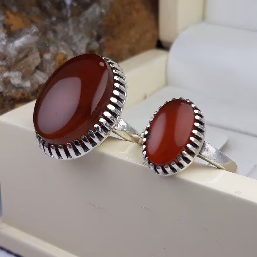 ست انگشتر مردانه و زنانه عقیق یمنی خوش رنگ آماده حکاکی دلخواه