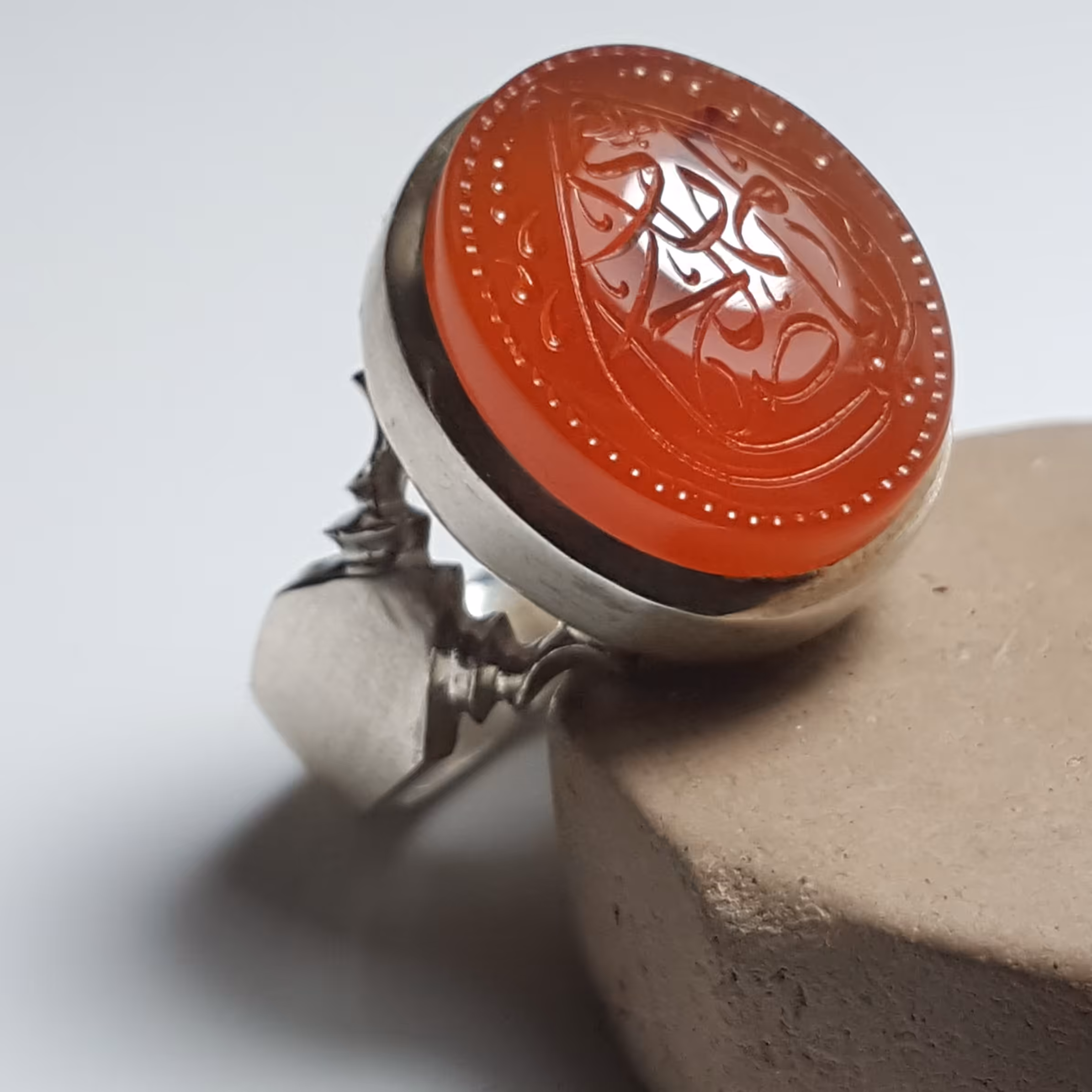 انگشتر عقیق یمن خط استاد جواد رخی زاده 