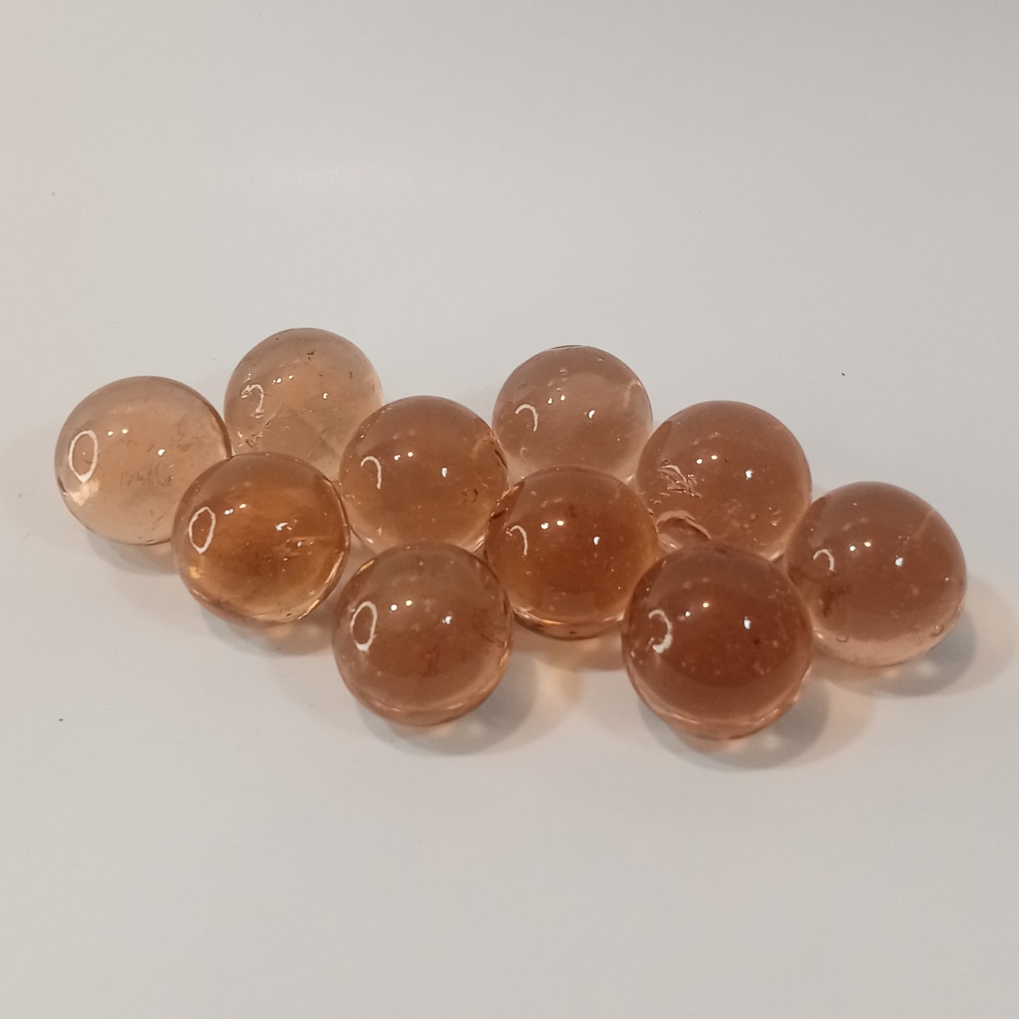 تیله درشت سایز بزرگ طلایی رنگ بسته 20 عددی
تیله توشله بازی و تزیین