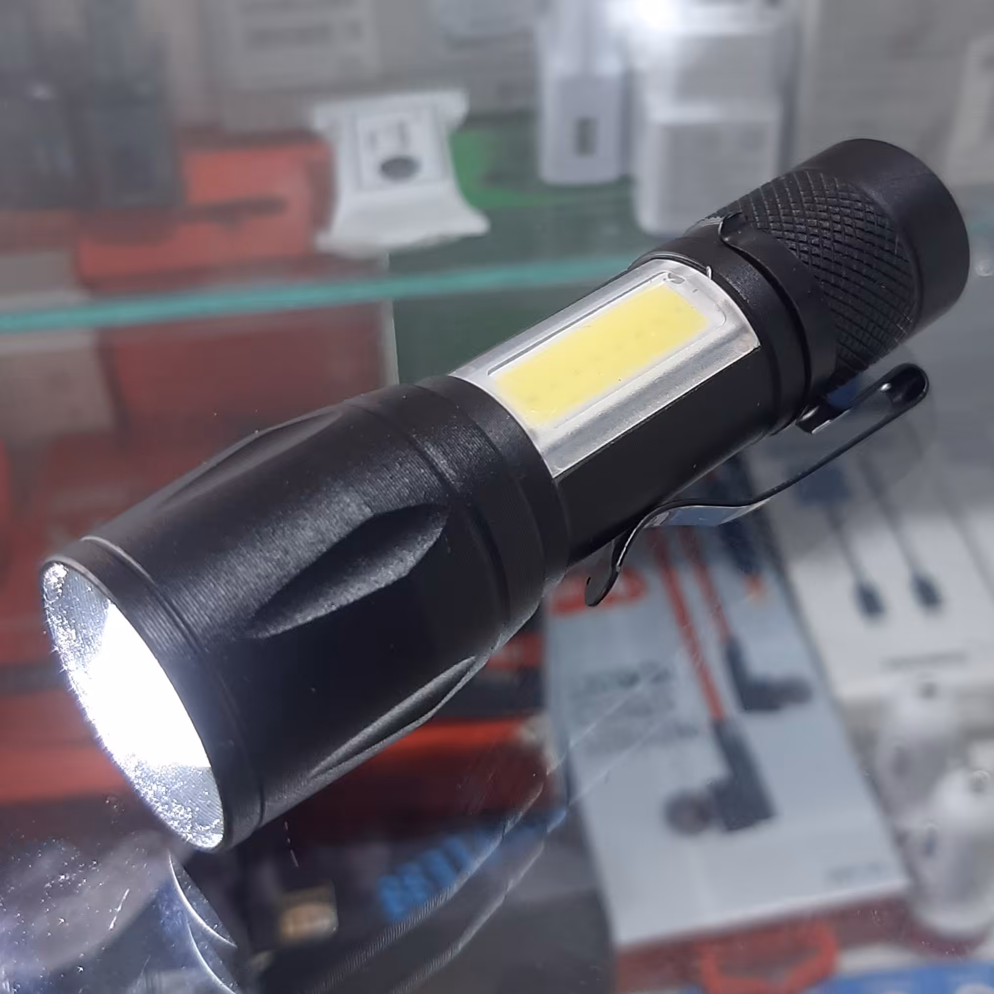 چراغ قوه  شارژی 9 سانتی‌متری 