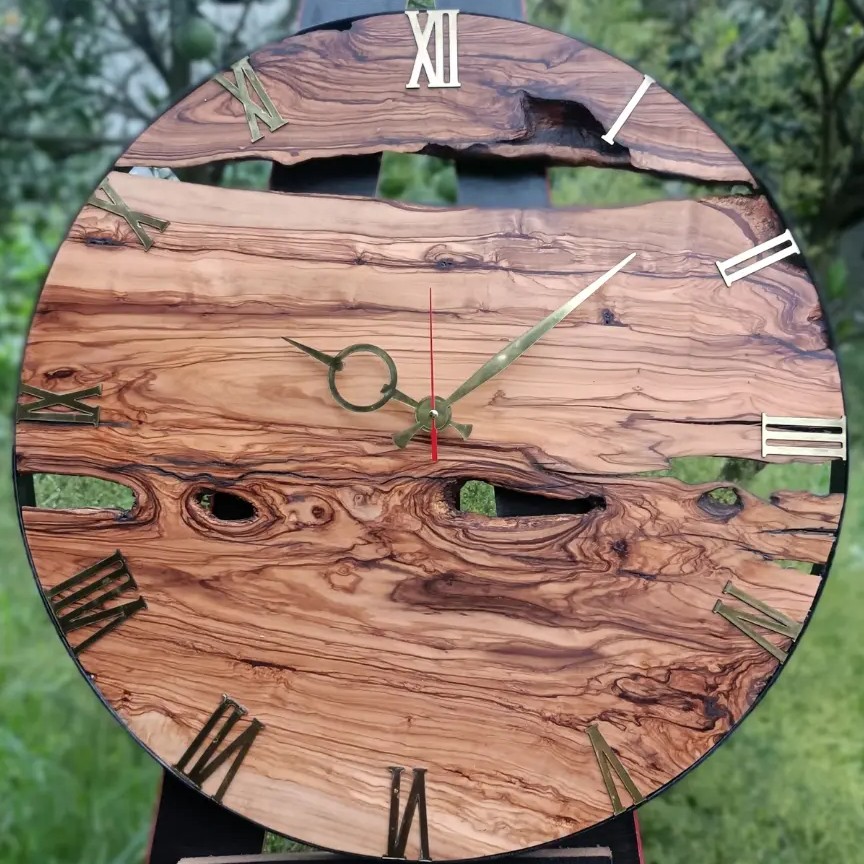 ساعت دیواری روستیک چوب زیتون سایز60