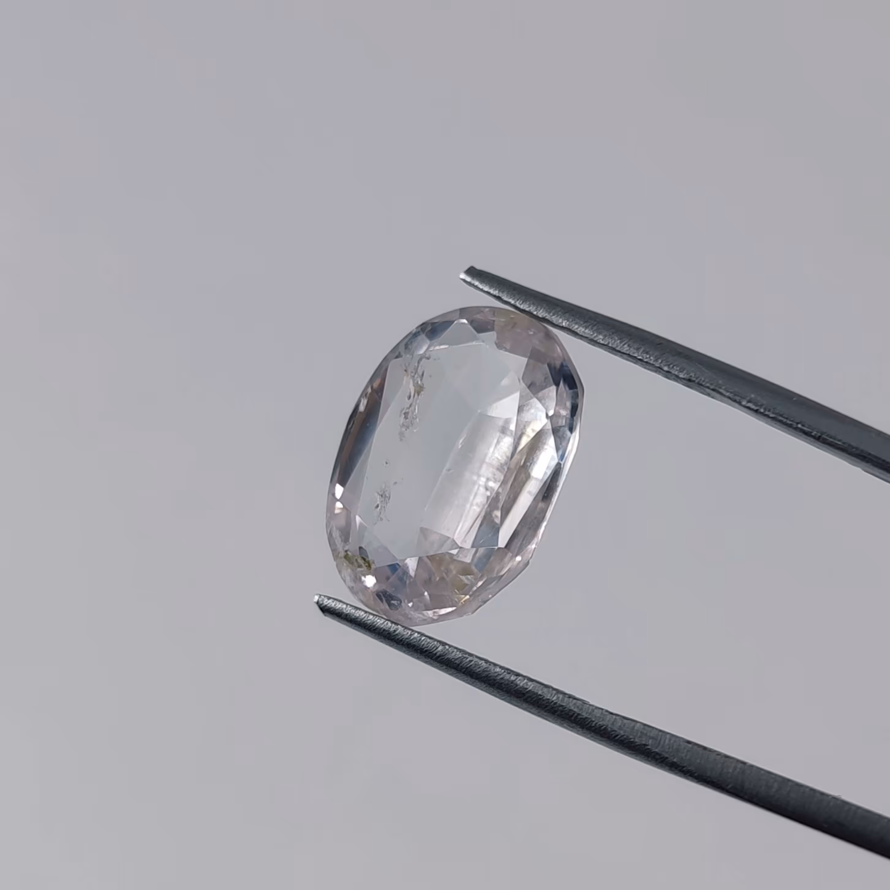 نگین سنگ کونزیت یا کنزایت معدنی کشور افغانستان          