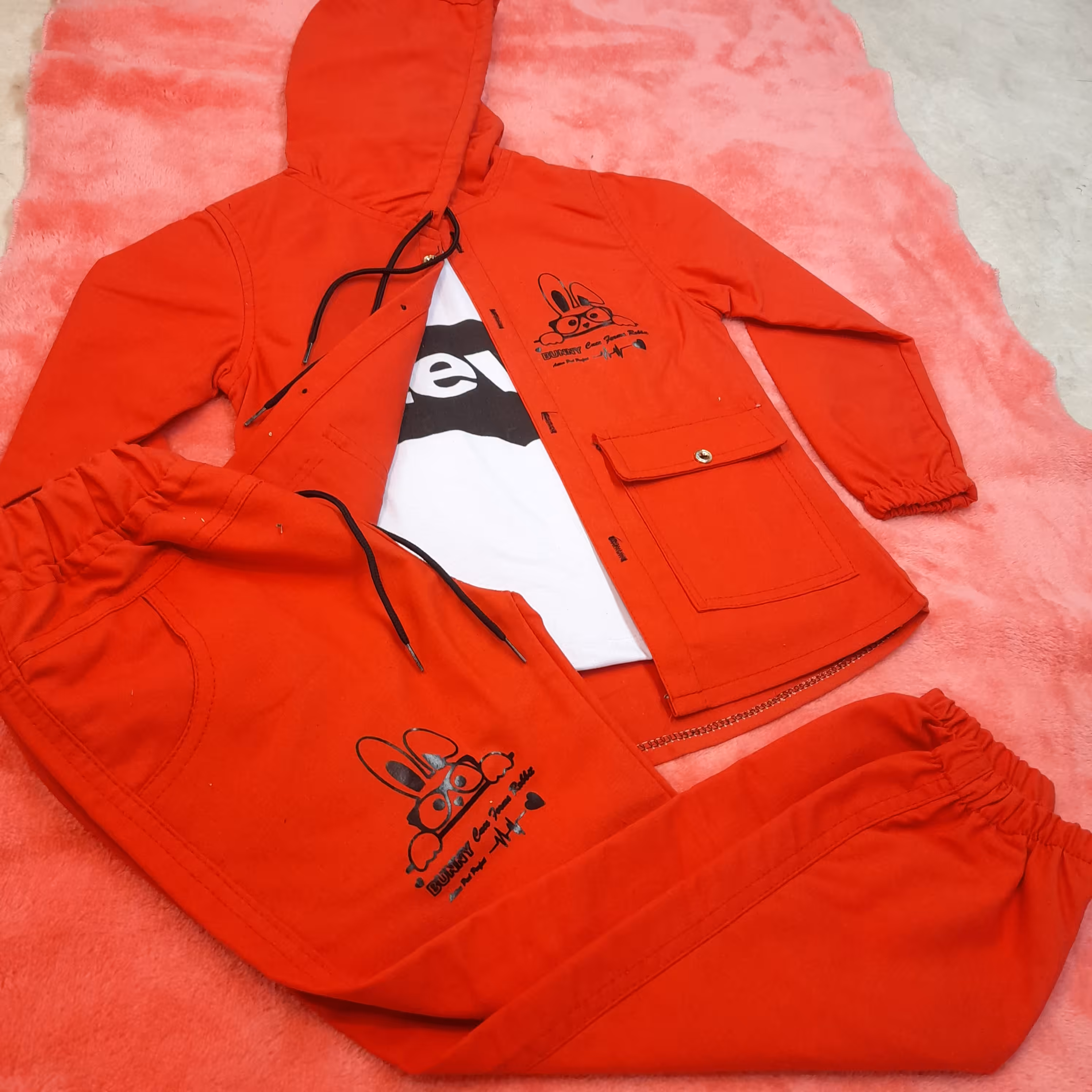 هودی شلوار سه تیکه