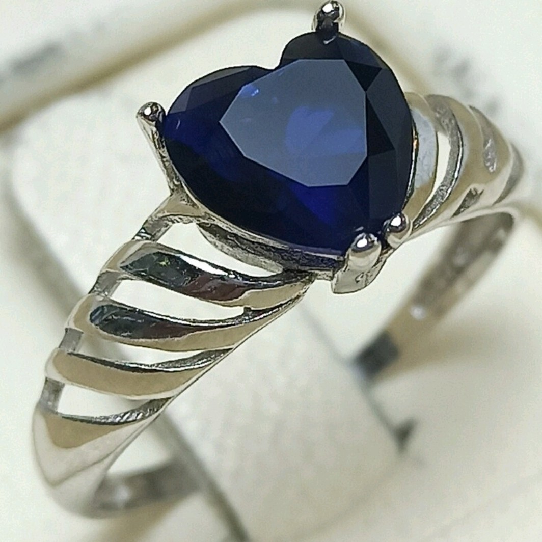 انگشترنقره جواهری با نگین رنگی سورمه ای 