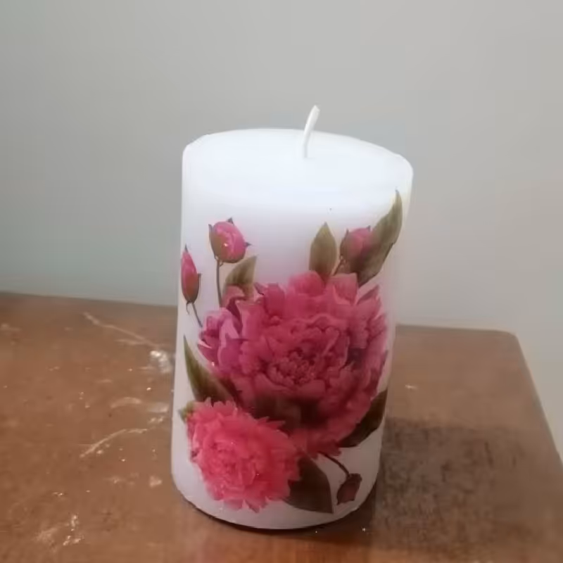 شمع استوانه ای طرح گل بسیارزیبا مناسب سفره هفت سین و تزئینی