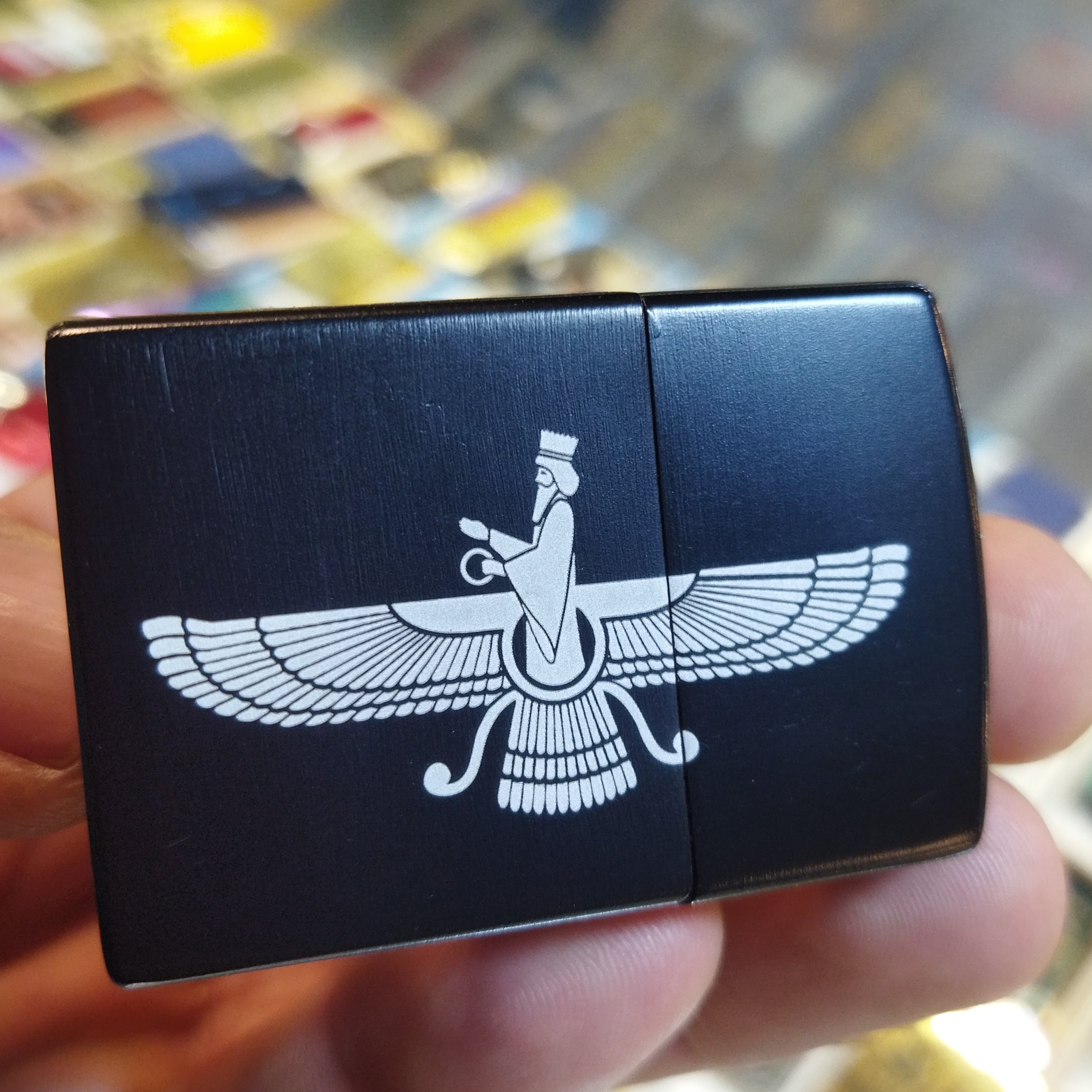 فندک فروهر برجسته