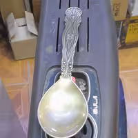 قاشق آجیل خوری  انتیک گلدار  گل برجسته رنگ انتیک  ساخت ایران جنس درجه یک