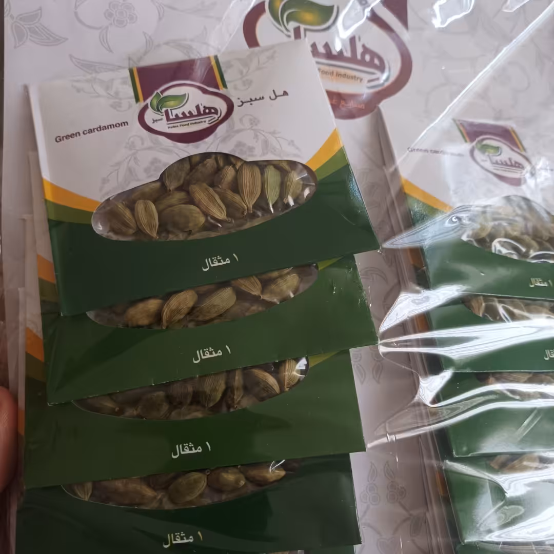 هل سبز اکبر بنفش 4بسته ارسال رایگان ( 1مثقال 4.6گرم)با عطر و رایحه فوق العاده