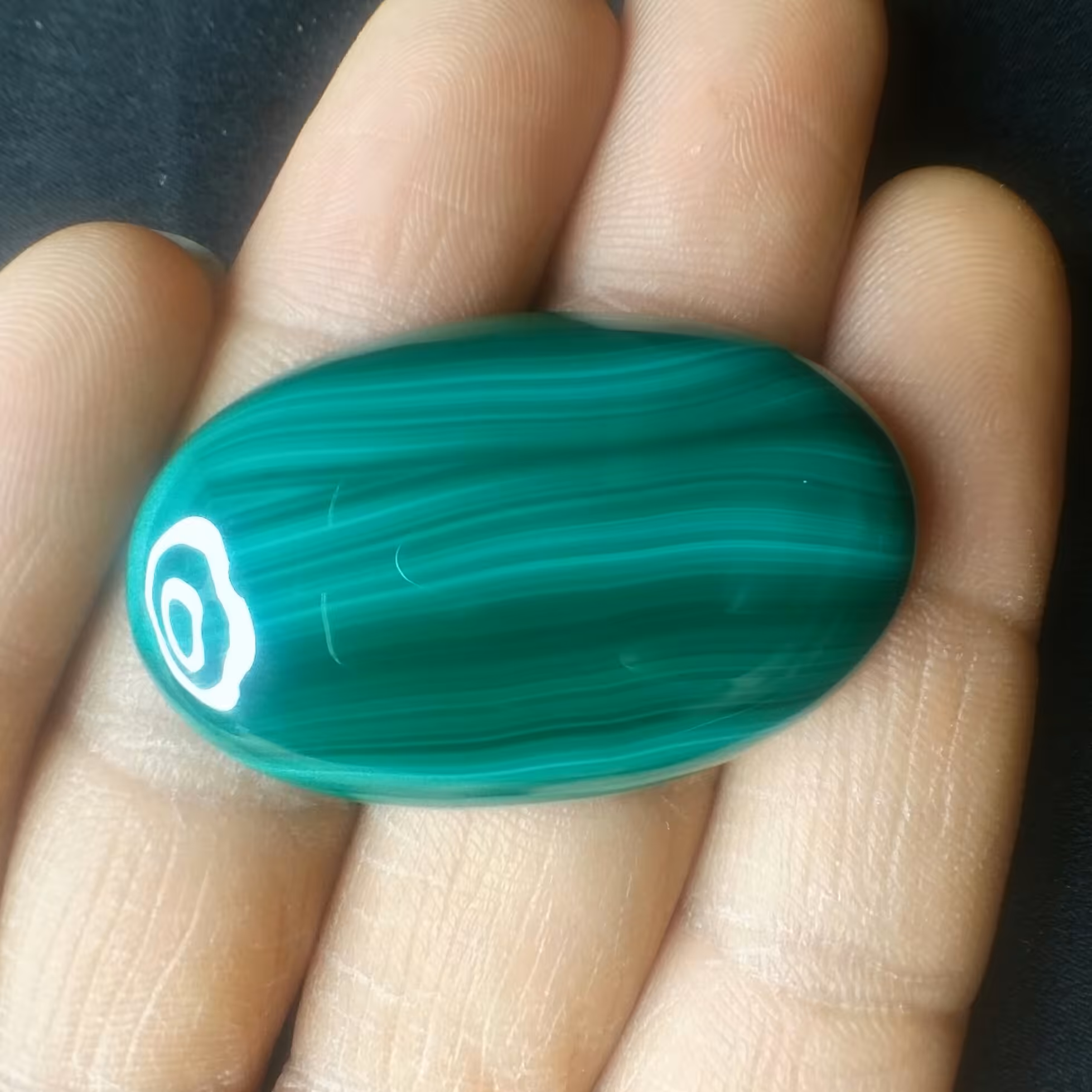 نگین مالاکیت بی نظیر خاص و پولیش آیینه ای جواهری بسیار چشم نواز