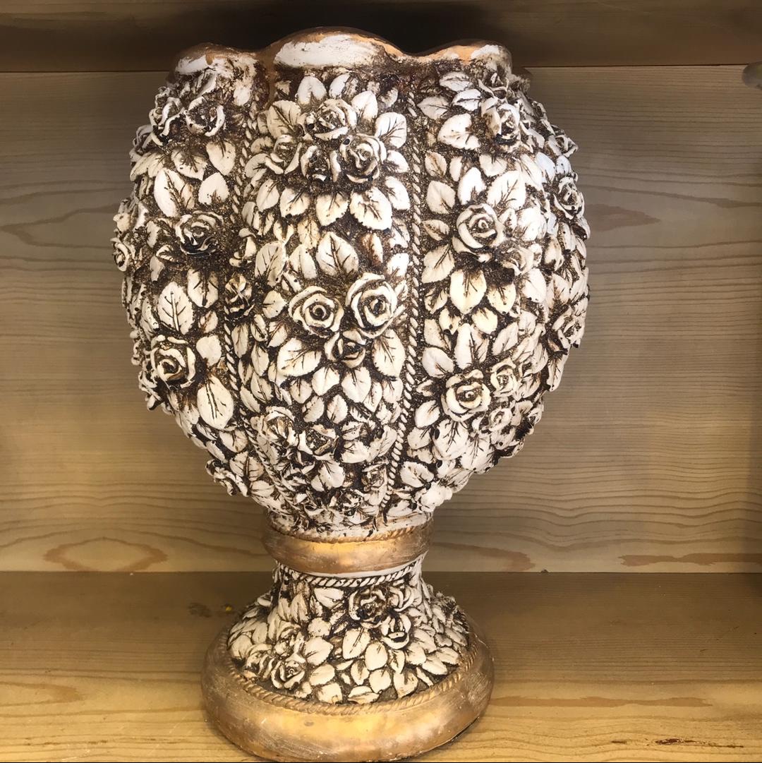 مجسمه گلدان-گلدان-مجسمه گلدان زیبا-مجسمه دکوری-مجسمه رومیزی-مجسمه-مجسمه گلدان